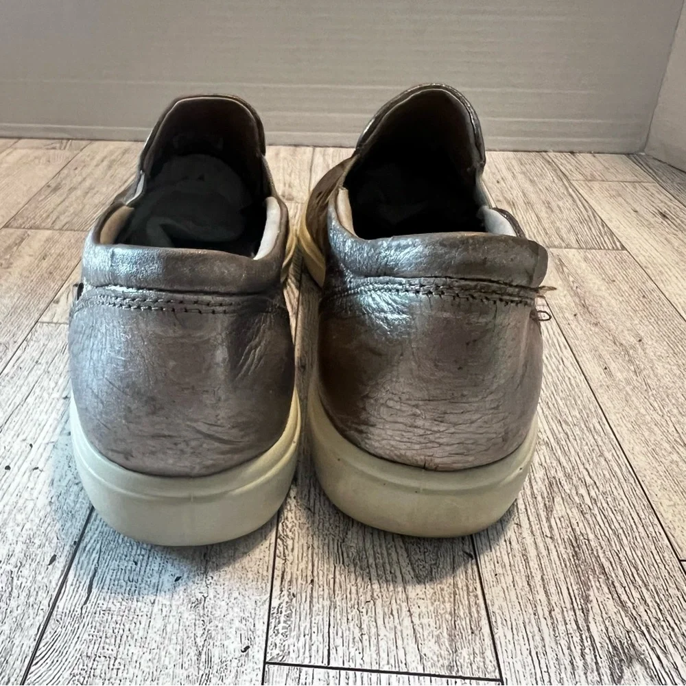 Ecco mild wear
